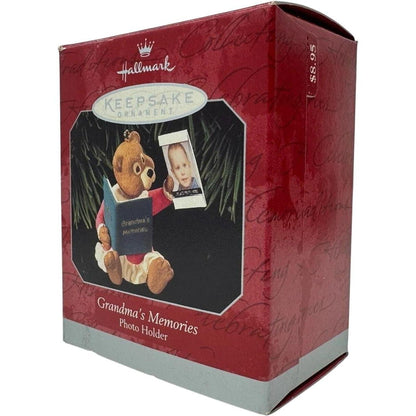 1998 Grandma's Hallmark Ornament (Photo Holder) QX6686