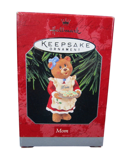 1998 Mom Hallmark Ornament (Teddy Bear) QX6656