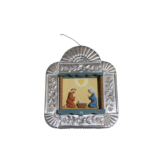 1998 A Child Is Born Hallmark Ornament (Jesus) QX6176 Image1