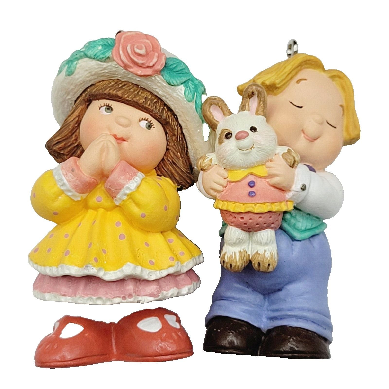 1998 Bashful Gift Hallmark Ornament (Love) QEO8446