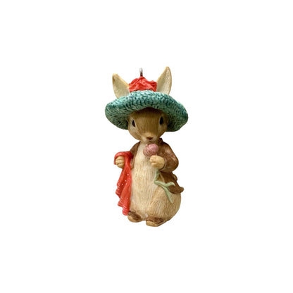 1998 Benjamin Bunny Hallmark Ornament (Beatrix Potter) QEO8383 Image1