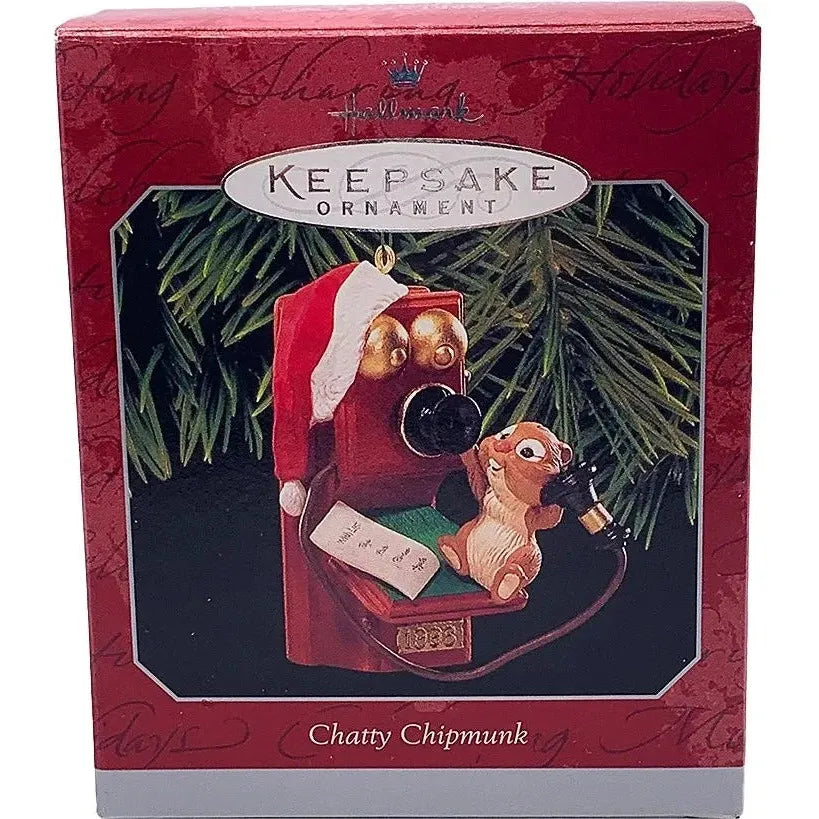 1998 Chatty Chipmunk Hallmark Ornament (Chipmunks) QX6716