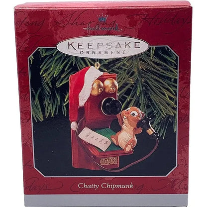 1998 Chatty Chipmunk Hallmark Ornament (Chipmunks) QX6716