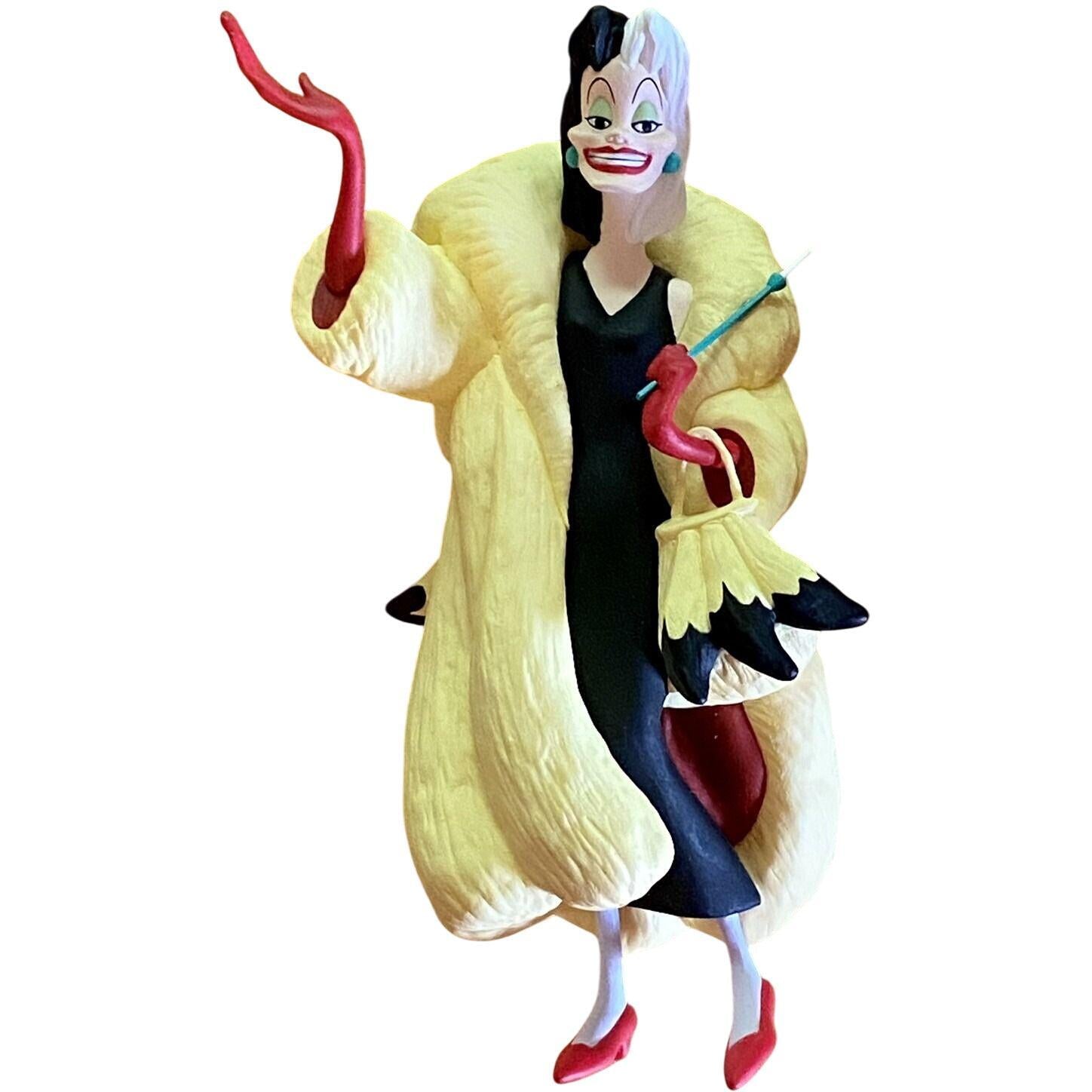 1998 Cruella de Vil Hallmark Ornament (101 Dalmatians) QXD4063