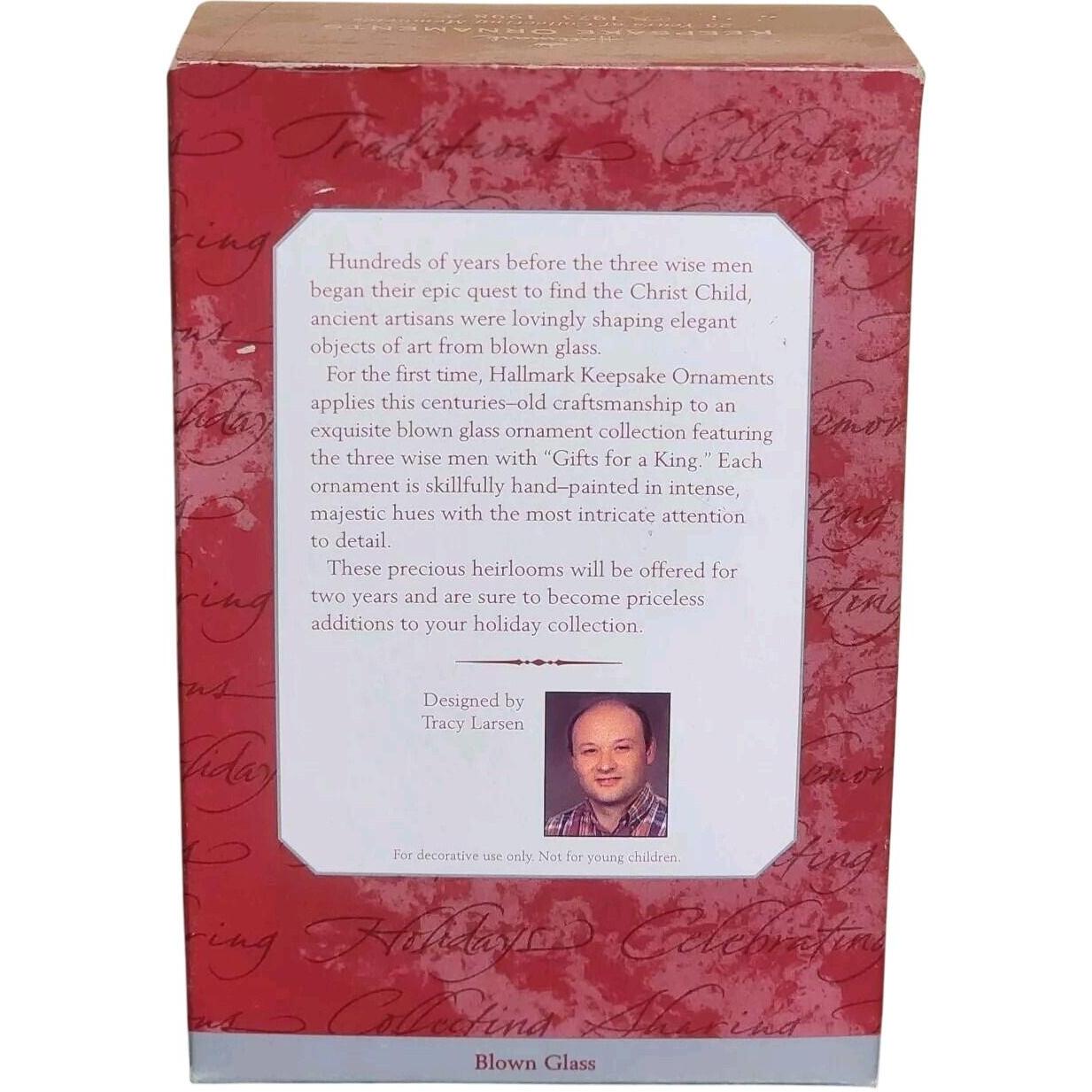 1998 Gold Hallmark Ornament (Gifts for a King) QBG6836