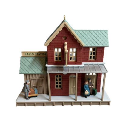 1998 Hall's Station Hallmark Ornament (Nostalgic Houses and Shops) QX6833