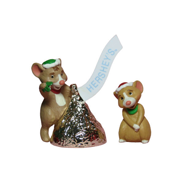 1998 Hershey's 2-Piece Set Hallmark Ornament (Hershey's) QFM8493