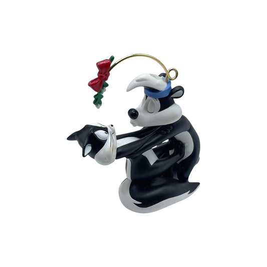 1998 Pepe LePew and Penelope Hallmark Ornament (Looney Tunes) QX6507 Image1