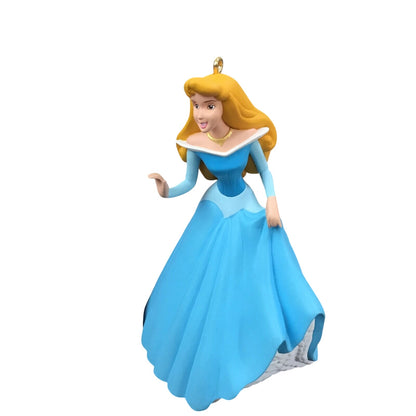 1998 Princess Aurora Hallmark Ornament (Sleeping Beauty) QXD4126