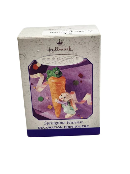 1998 Springtime Harvest Hallmark Ornament (Bunny) QEO8429