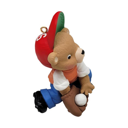 1998 Surprise Catch Hallmark Ornament (Bear) QX6753 Image3
