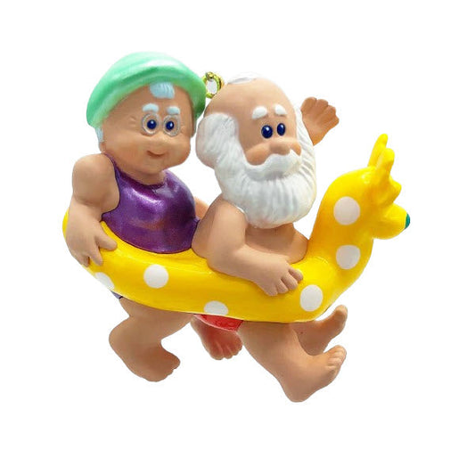 1998 The Clauses on Vacation Hallmark Ornament (Santa Claus) QX62676