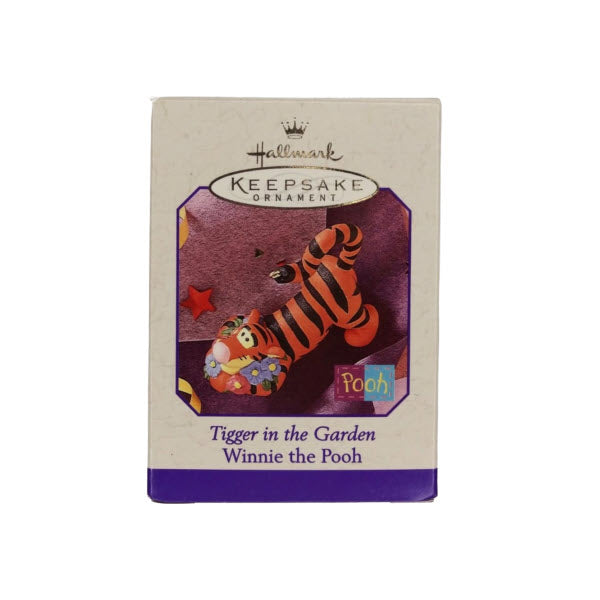 1998 Tigger in the Garden Hallmark Ornament (Winnie the Pooh) QEO8436