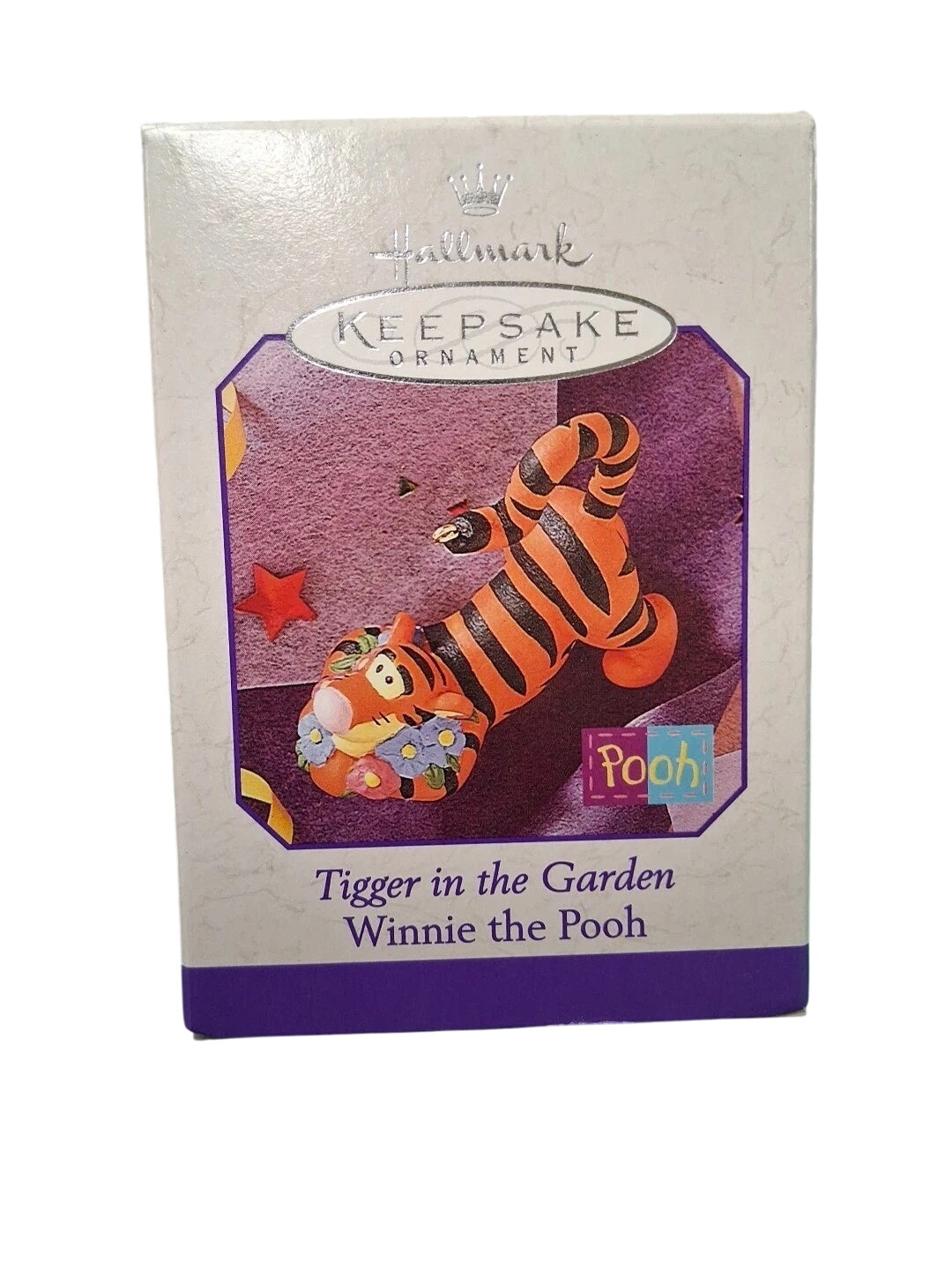 1998 Tigger in the Garden Hallmark Ornament (Winnie the Pooh) QEO8436 Image2