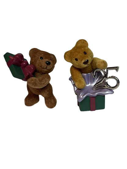 1999 Anniversary Hallmark Ornament (Teddy Bear) QFM8529