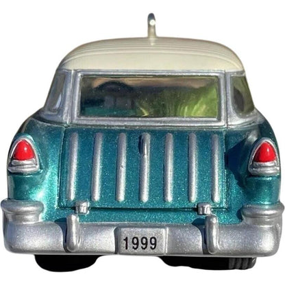 1999 Hallmark Ornament (1955) Chevrolet Nomad Wagon Hallmark Ornament (Classic American Cars) QX6367