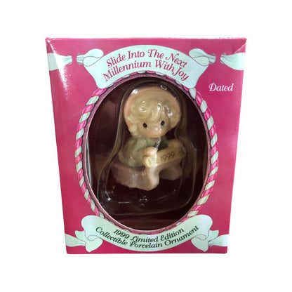 1999 Rememberance Christmas Tree Ornament - Beautiful Holiday Decoration