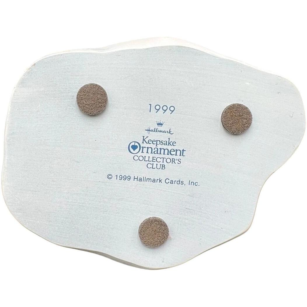 1999 Snowy Plaza Hallmark Ornament (Snowmen) QXC4669