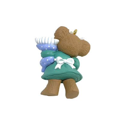 1999 Angel in Disguise Hallmark Ornament (Nurse) QX6629 Image4