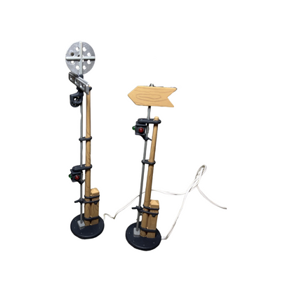 1999 “Department 56 Queensbridge Railroad Yard Accessories Set of 3 – Item #58466 Image6