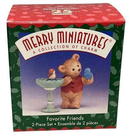 1999 Favorite Friends Hallmark Ornament (Teddy Bear) QFM8537
