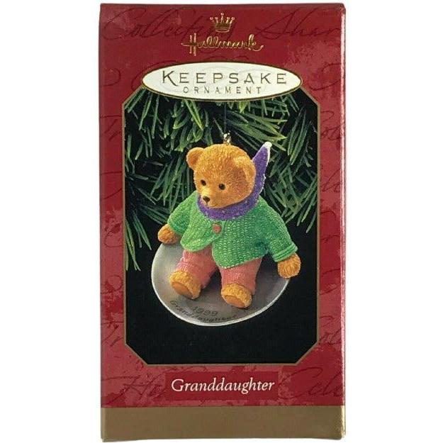 1999 GrandDaughter Hallmark Ornament (GrandDaughter) QX6739