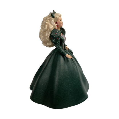 1999 Hallmark Ornament (1991) Happy Holidays Barbie Doll Hallmark Ornament (Holiday Barbie Collector's Club) QXC4507 Image4