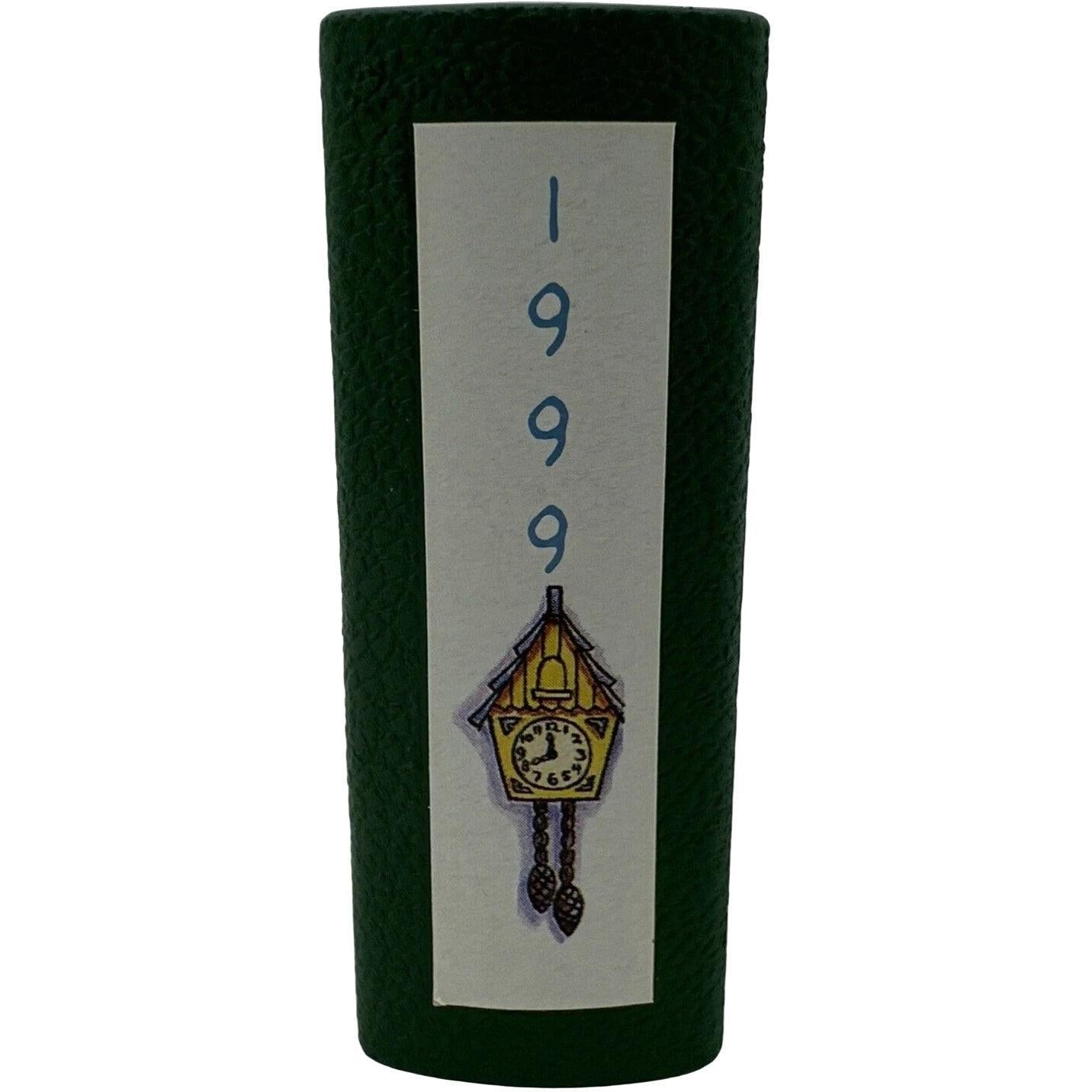 1999 Honey Time Hallmark Ornament (Winnie the Pooh) QXD4129