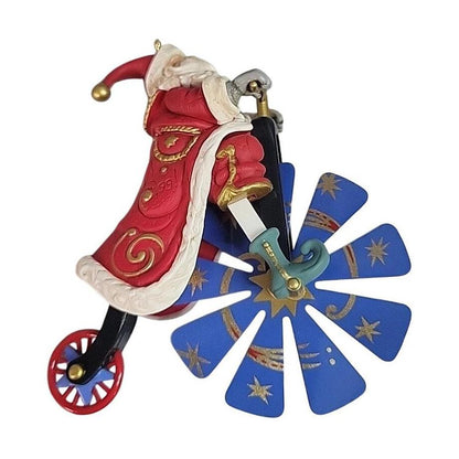 1999 Kringle's Whirligig Hallmark Ornament (Santa Claus) QX6847 Image4