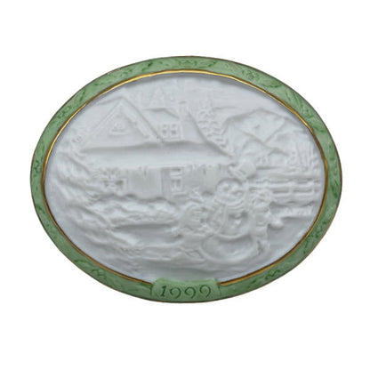 1999 Let it Snow Hallmark Ornament (Snow) QLX7427