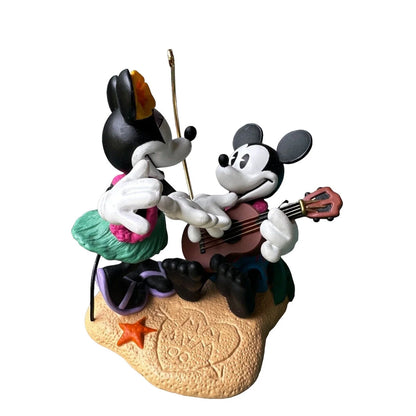 1999 Mickey and Minnie in Paradise Hallmark Ornament (Romantic Vacations) QXD4049