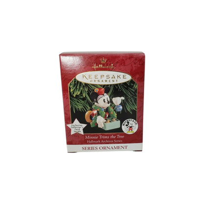 1999 Minnie Trims the Tree Hallmark Ornament (Disney) QXD4059 Image2