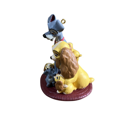 1999 The Family Portrait Hallmark Ornament (Lady and the Tramp) QXD4149