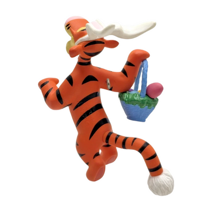 1999 Tiggerific Easter Delivery Hallmark Ornament (Winnie the Pooh) QEO8359 Image4
