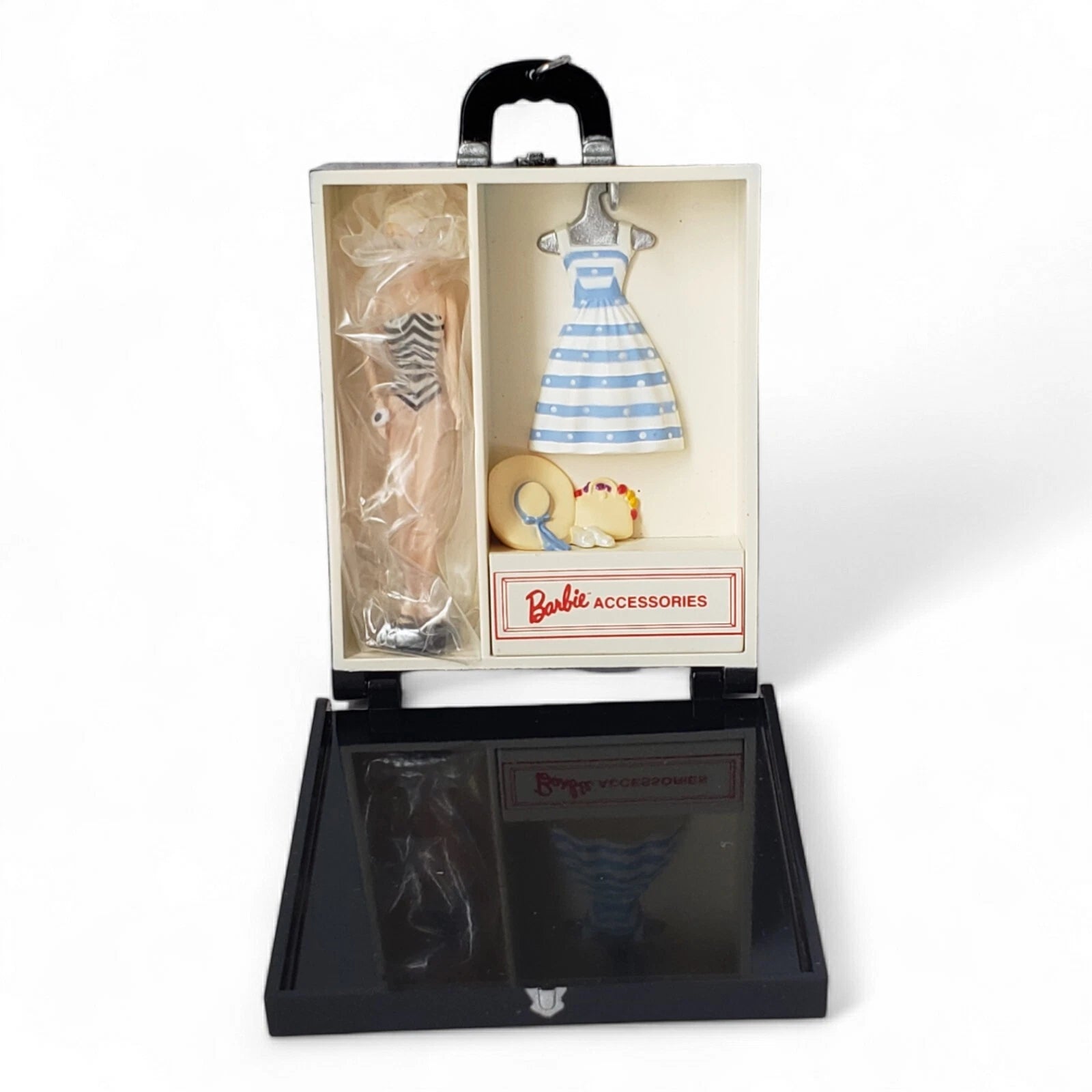 1999 Travel Case & Barbie Hallmark Ornament (Barbie Cases) QXI6129