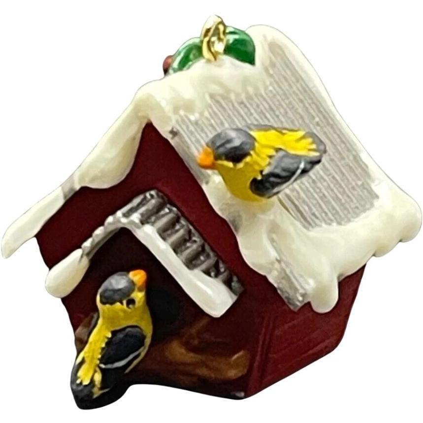 1999 Welcome Friends Hallmark Ornament (Welcome Friends) QXM4577