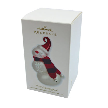 2010 What's Snowing On? Hallmark Ornament (Snowmen) QXG7396