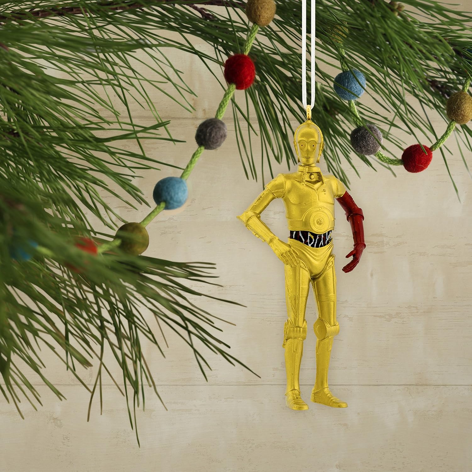 1HCM8647 C-3PO Hallmark Ornament (Star Wars) 1HCM8647