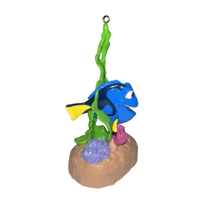 1HCM9698 Finding Dory Hallmark Ornament (Disney) 1HCM9698 Image5