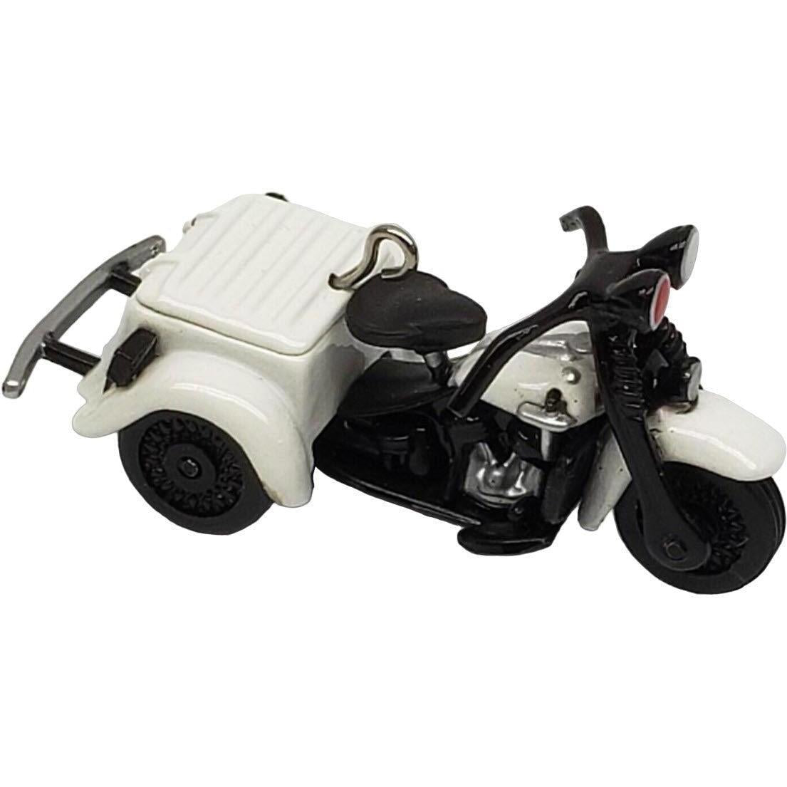 2000 Hallmark Ornament (1947) Servi-Car Hallmark Ornament (Harley-Davidson) QXI5282