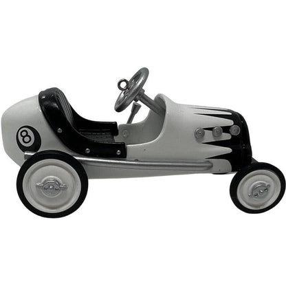 2000 Hallmark Ornament (1960) Eight Ball Racer Hallmark Ornament (Winner's Circle) QEO8562