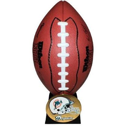 2000 Miami Dolphins Hallmark Ornament (NFL) QSR5144