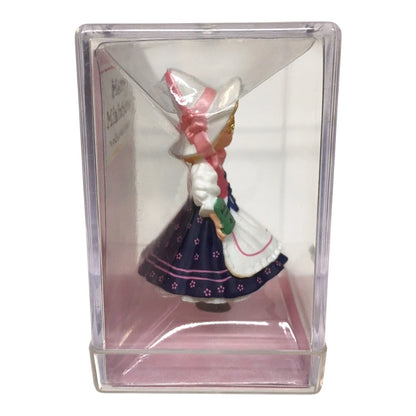 2000 Mother Goose Hallmark Ornament (Madame Alexander) QMM7013