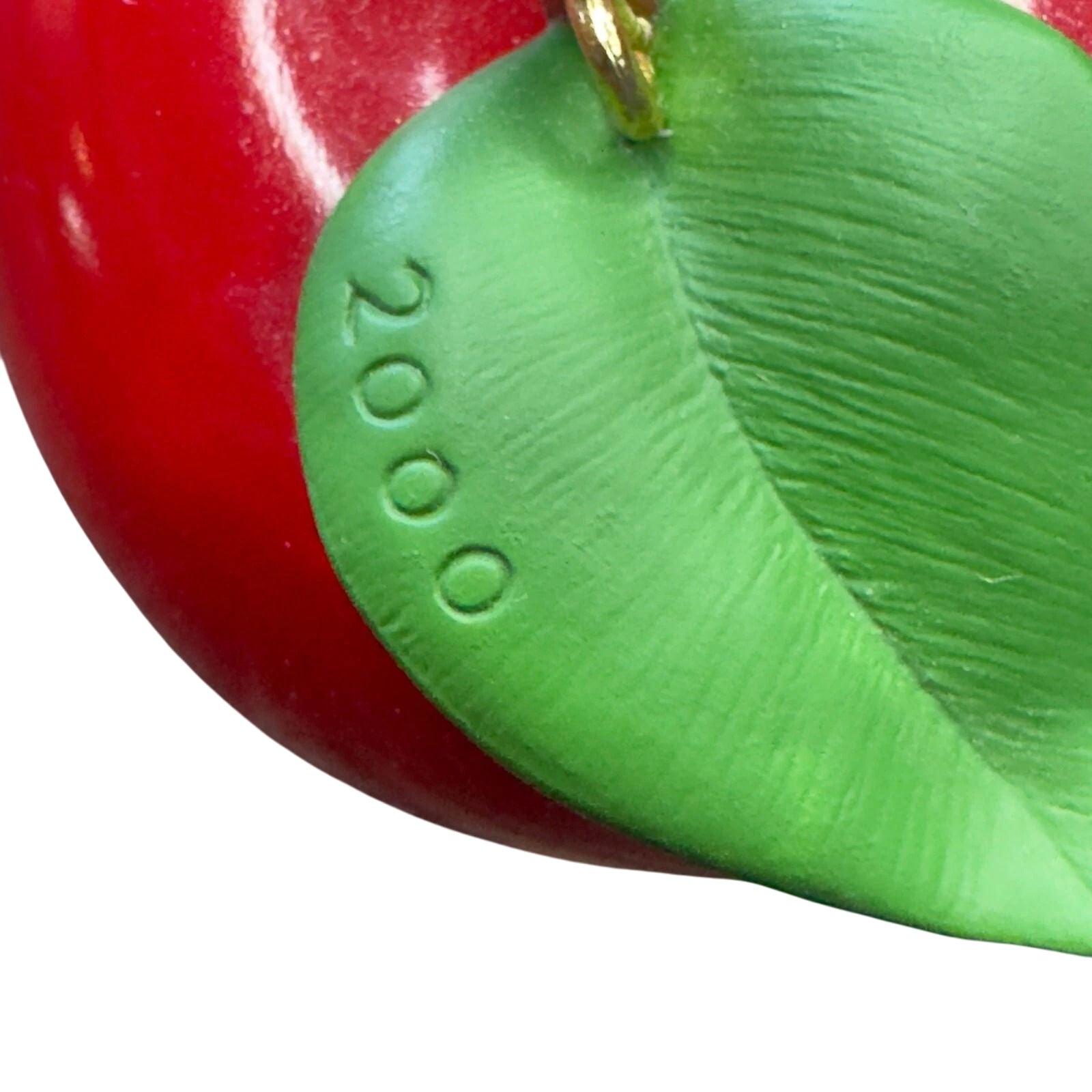 2000 A Reader to the Core Hallmark Ornament (Apple & Bookworm) QX6974