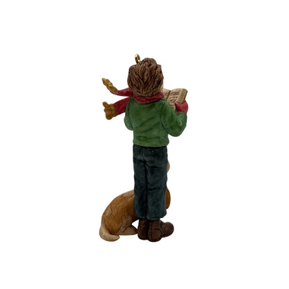 2000 Caroler's Best Friend Hallmark Ornament (Puppy) QX8354