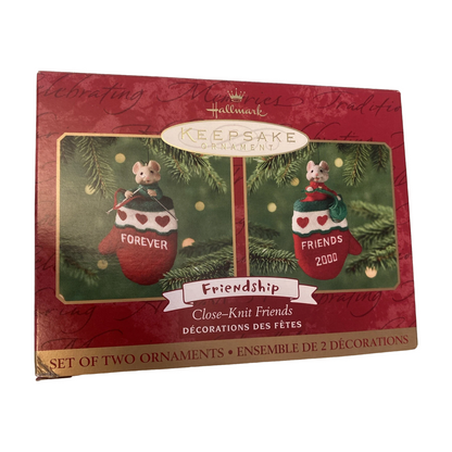 2000 Close-Knit Friends Hallmark Ornament (Friendship Set) QX8204 Image2