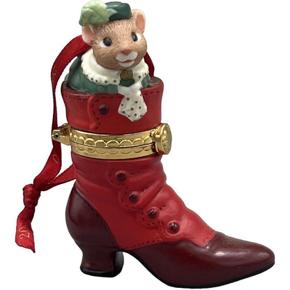 2000 Fashion Afoot #1 Hallmark Ornament (Fashion Afoot) QX8341