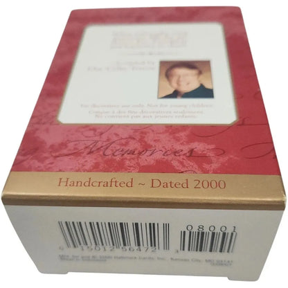 2000 Friends in Harmony Hallmark Ornament (Bird) QX8001