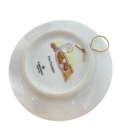 2000 Grandma's House Hallmark Ornament (Kitchen) QX8141