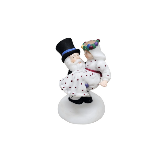 2000 Little Newlyweds – North Pole Series Department 56 #56.56805 56805 Image1